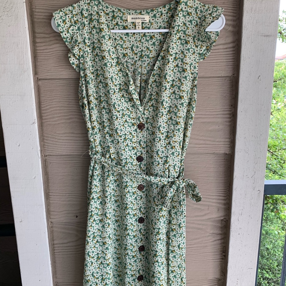 Monteau Floral Button Down Dress
